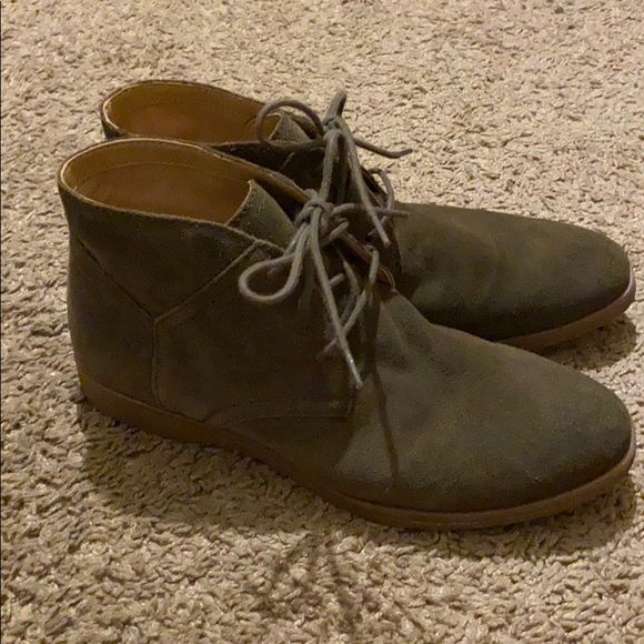 Booties - Picture 3 of 6